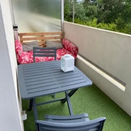 Proche Centre T2 Avec Terrasse Apartmán Biarritz