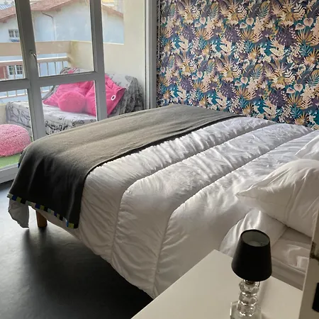 Apartment Proche Centre T2 Avec Terrasse Biarritz